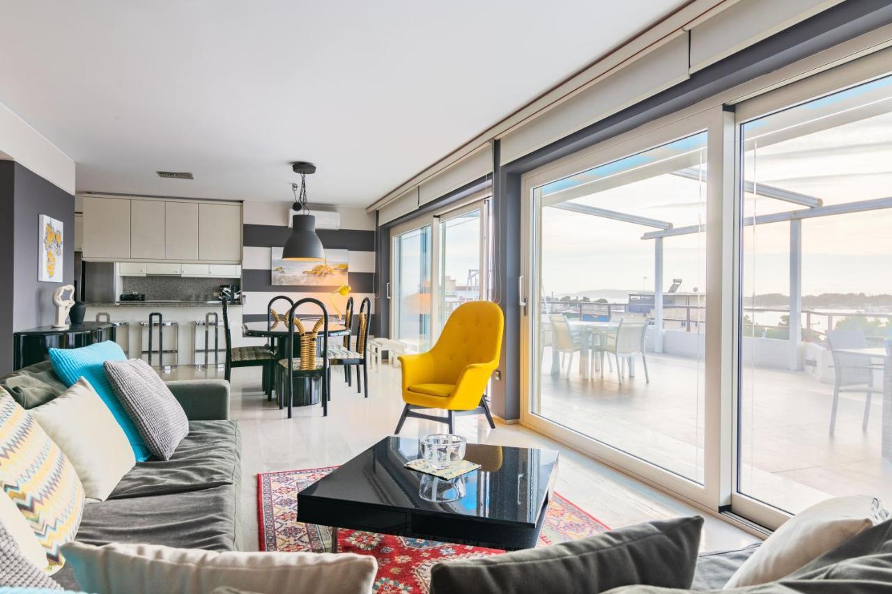 Sunlight House - Palatial Fully Equipped Apartment Near The Sea Ateny Zewnętrze zdjęcie